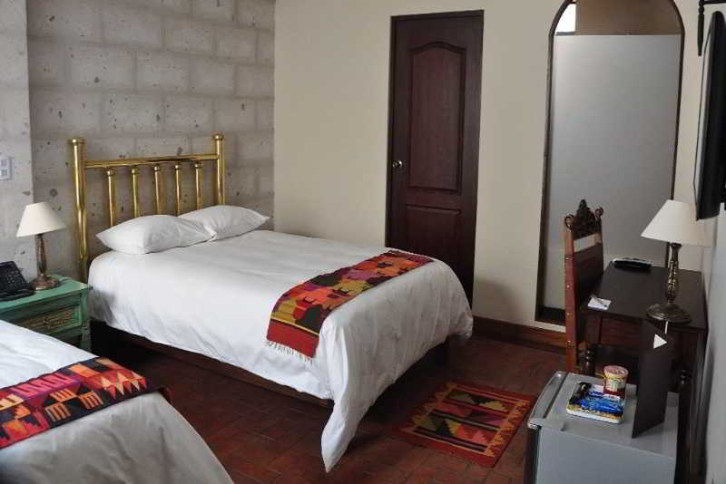 ארקוויפה Katari Hotel At Plaza De Armas מראה חיצוני תמונה