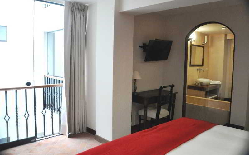 ארקוויפה Katari Hotel At Plaza De Armas מראה חיצוני תמונה