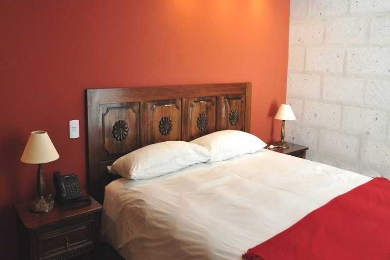 ארקוויפה Katari Hotel At Plaza De Armas מראה חיצוני תמונה