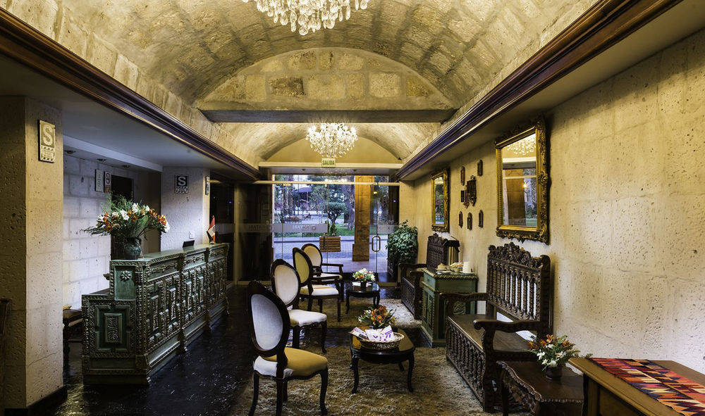 ארקוויפה Katari Hotel At Plaza De Armas מראה חיצוני תמונה